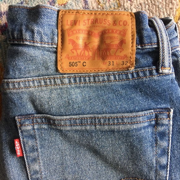 Levi’s | Women’s 505 Straight Legs Jeans P354 - Picture 2 of 8